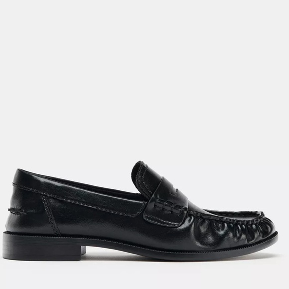 NWT Zara Ruffled Loafers - Picture 2 of 4